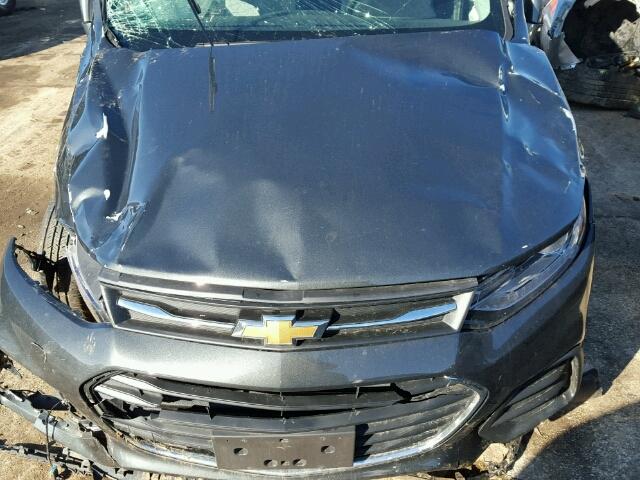 3GNCJLSB1HL155396 - 2017 CHEVROLET TRAX 1LT GRAY photo 7