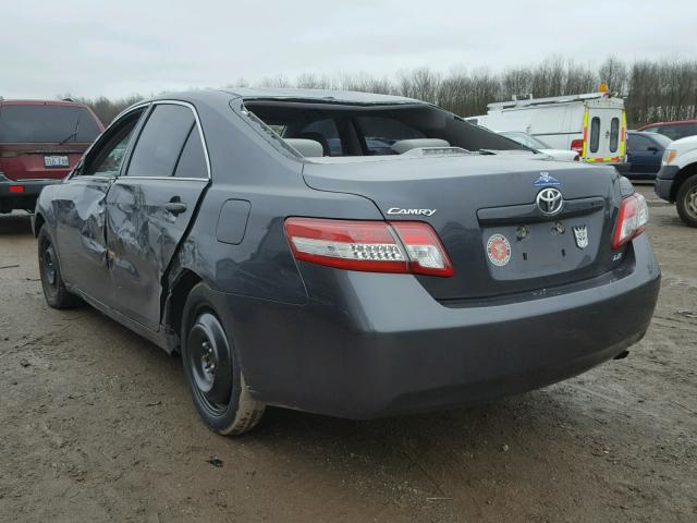 4T1BF3EK6BU715908 - 2011 TOYOTA CAMRY BASE GRAY photo 3