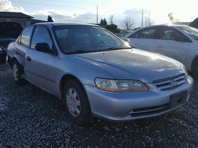 1HGCF85492A165355 - 2002 HONDA ACCORD DX SILVER photo 1