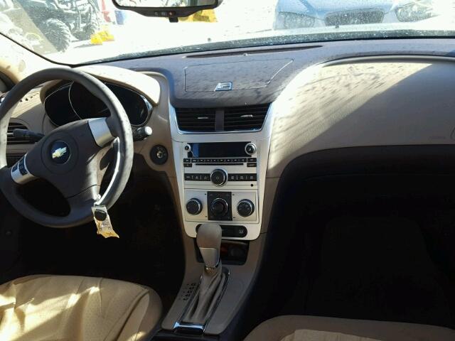 1G1ZB5E13BF373624 - 2011 CHEVROLET MALIBU LS GOLD photo 9