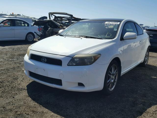 JTKDE167360068775 - 2006 TOYOTA SCION TC 白色 照片 2