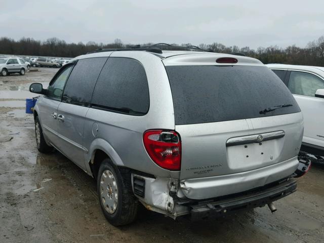 2C4GP44392R509275 - 2002 CHRYSLER TOWN & COU SILVER photo 3