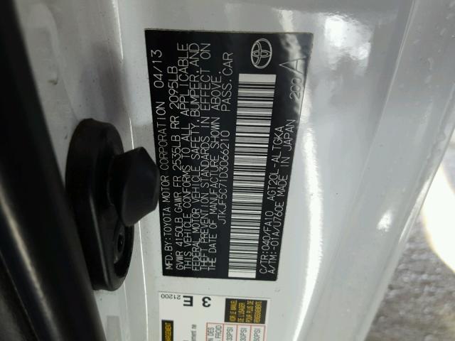 JTKJF5C71D3066210 - 2013 TOYOTA SCION TC 白色 照片 10