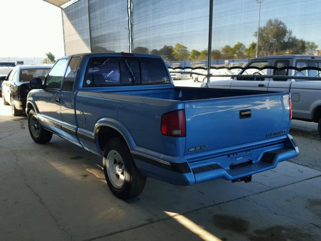 1GCCS1947VK192242 - 1997 CHEVROLET S TRUCK S1 BLUE photo 3