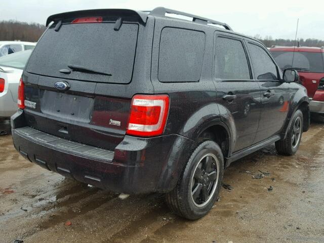 1FMCU0DG4BKB22100 - 2011 FORD ESCAPE XLT BLACK photo 4