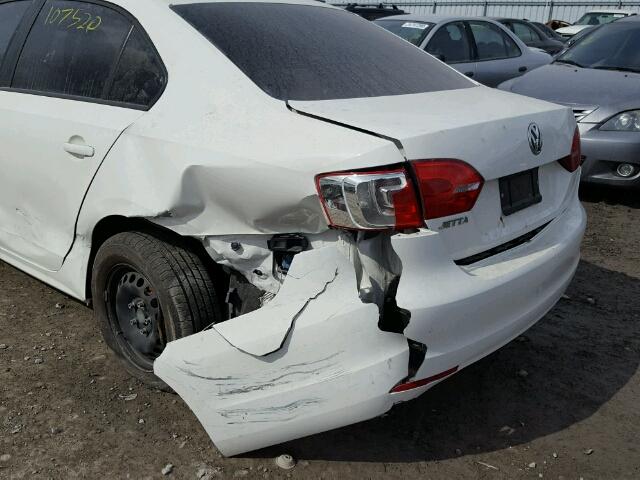 3VW2K7AJ8DM449218 - 2013 VOLKSWAGEN JETTA BASE თეთრი ფოტო 9