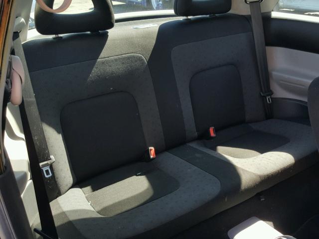 3VWBB61C2WM035737 - 1998 VOLKSWAGEN NEW BEETLE Qara foto 6