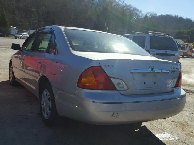 4T1BF28B22U232891 - 2002 TOYOTA AVALON XL SILVER photo 3