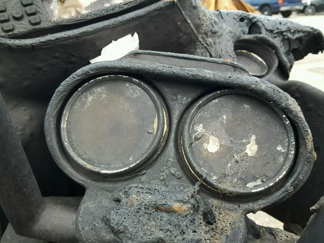 1HD1KH414AB619964 - 2010 HARLEY-DAVIDSON FLTRX 烧焦的 照片 8