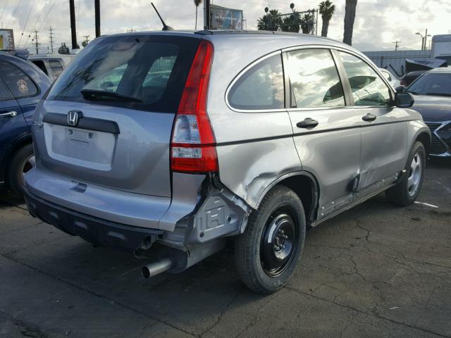 JHLRE38308C056915 - 2008 HONDA CR-V LX SILVER photo 4