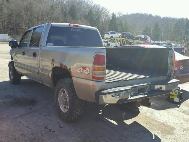 1GCGK13U12F170381 - 2002 CHEVROLET SILVERADO SILVER photo 3