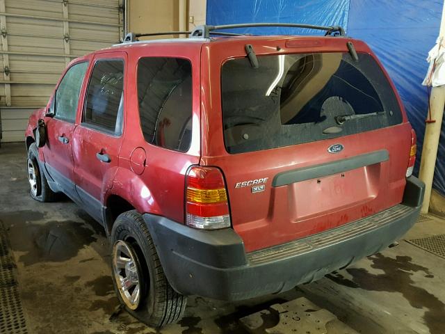 1FMYU03123KA24901 - 2003 FORD ESCAPE XLT RED photo 3