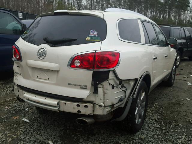 5GAEV237X8J304195 - 2008 BUICK ENCLAVE CX WHITE photo 4