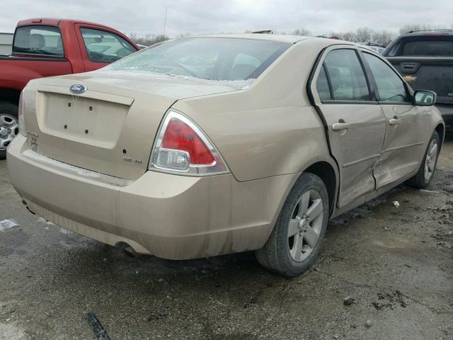 3FAFP071X6R103882 - 2006 FORD FUSION SE GOLD photo 4