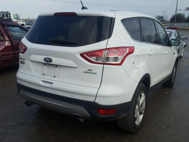 1FMCU0GX3EUD95534 - 2014 FORD ESCAPE SE WHITE photo 4