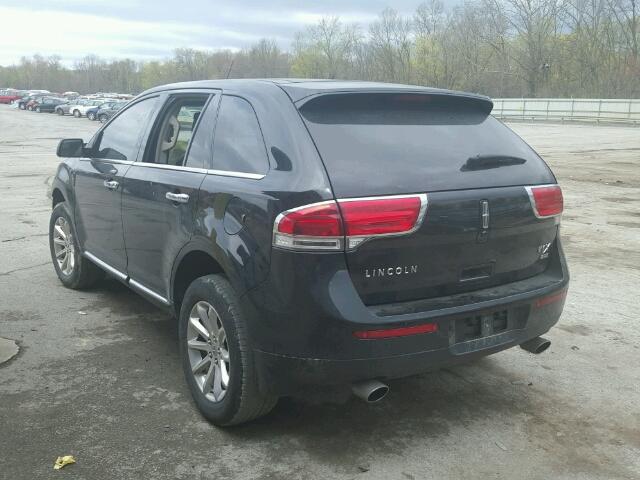 2LMDJ8JK9DBL47246 - 2013 LINCOLN MKX BLACK photo 3