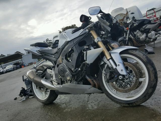 JS1GN7EA582110868 - 2008 SUZUKI GSX-R600 SILVER photo 1