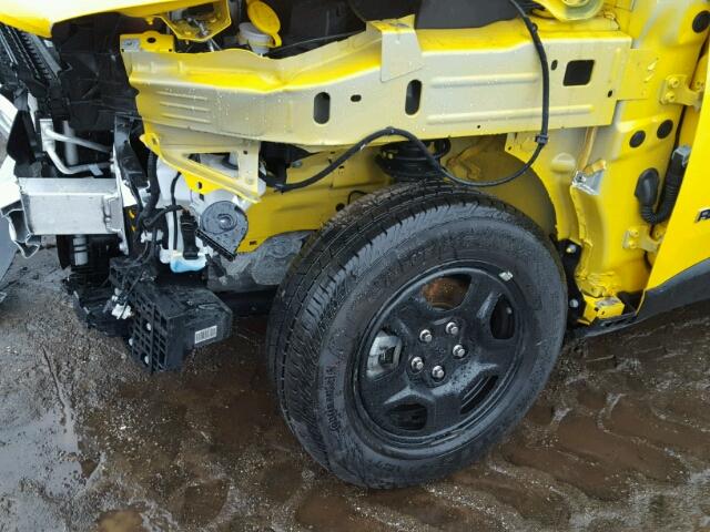 ZACCJAAB0HPE90915 - 2017 JEEP RENEGADE S ყვითელი ფოტო 9