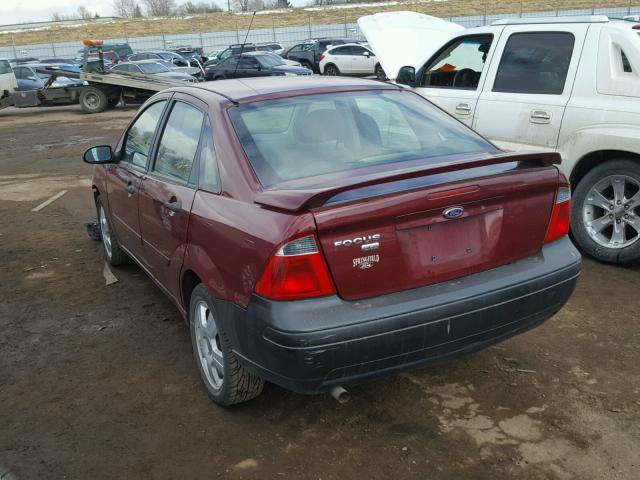 1FAFP34N97W235880 - 2007 FORD FOCUS ZX4 MAROON photo 3