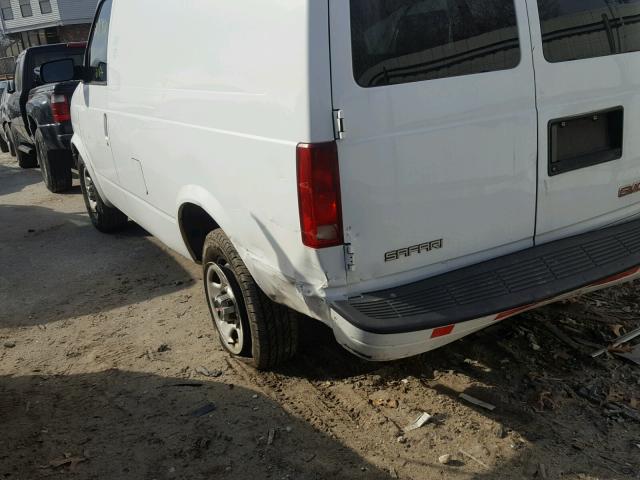 1GTDM19XX5B509410 - 2005 GMC SAFARI XT WHITE photo 9