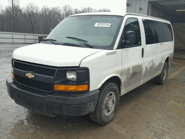 1GNZGXFA6E1142485 - 2014 CHEVROLET EXPRESS G3 WHITE photo 2