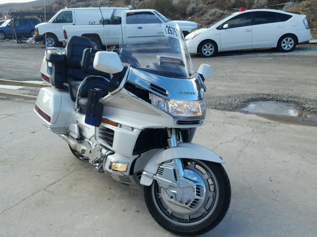 1HFSC2242WA000280 - 1998 HONDA GL1500 SE WHITE photo 1