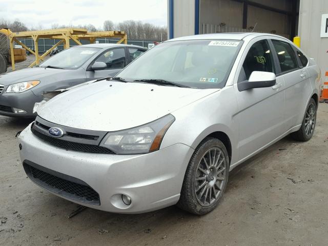 1FAHP3GN0AW141205 - 2010 FORD FOCUS SES SILVER photo 2