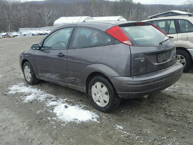 1FAFP31N97W162353 - 2007 FORD FOCUS ZX3 GRAY photo 3