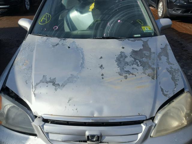 2HGES267X2H593740 - 2002 HONDA CIVIC EX ვერცხლისფერი ფოტო 7
