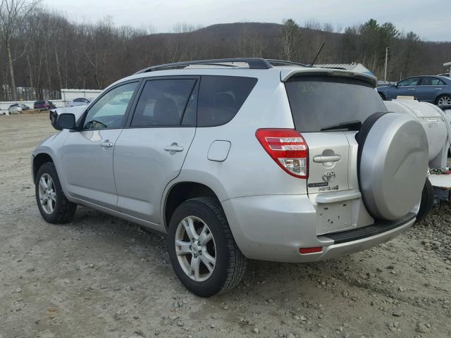 2T3BK4DV6BW059357 - 2011 TOYOTA RAV4 SILVER photo 3