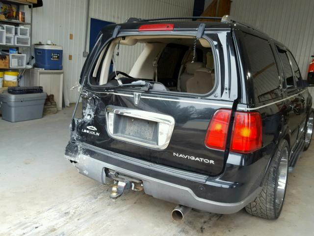 5LMFU28R53LJ46080 - 2003 LINCOLN NAVIGATOR შავი ფოტო 9