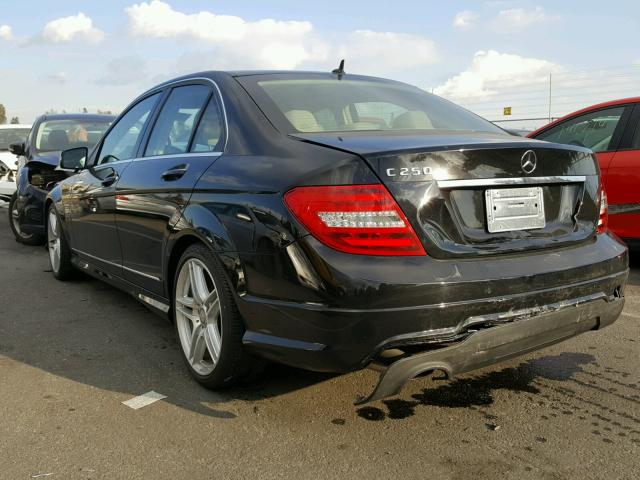 WDDGF4HB9DR267560 - 2013 MERCEDES-BENZ C 250 BLACK photo 3