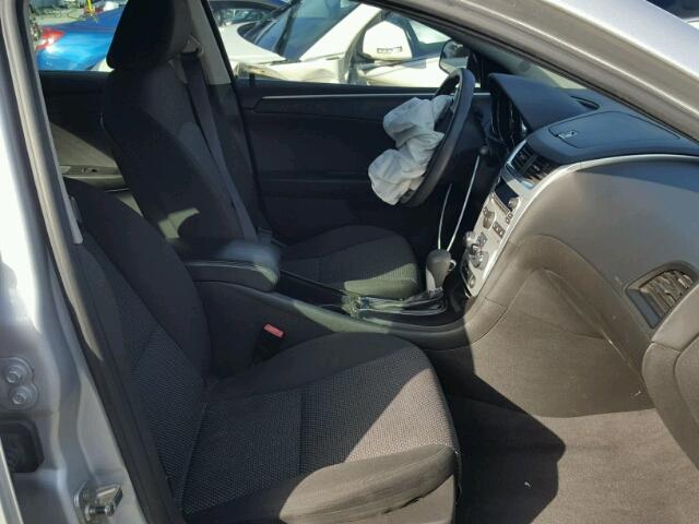 1G1ZC5EU3BF323488 - 2011 CHEVROLET MALIBU 1LT 银色 照片 5