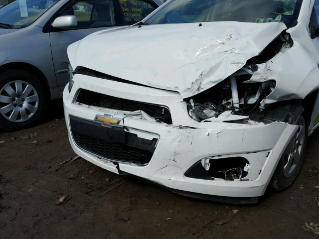 1G1JA6SG6G4148244 - 2016 CHEVROLET SONIC LS 白色 照片 9