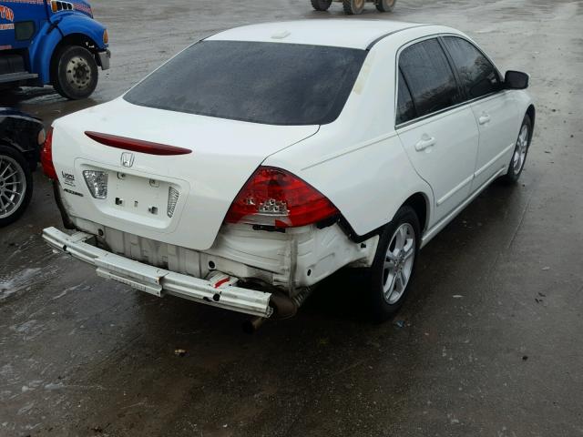 1HGCM56886A128471 - 2006 HONDA ACCORD EX WHITE photo 4