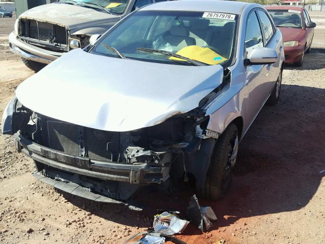 KNAFU4A20B5348230 - 2011 KIA FORTE EX SILVER photo 2