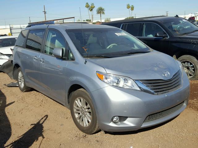 5TDYK3DC8ES519630 - 2014 TOYOTA SIENNA XLE SILVER photo 1