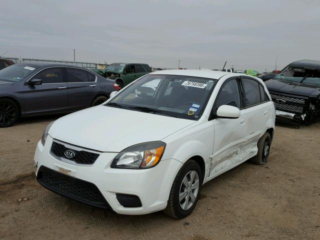 KNADH5A35A6659669 - 2010 KIA RIO LX WHITE photo 2