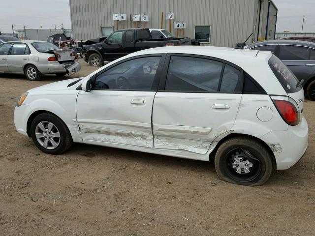 KNADH5A35A6659669 - 2010 KIA RIO LX WHITE photo 9