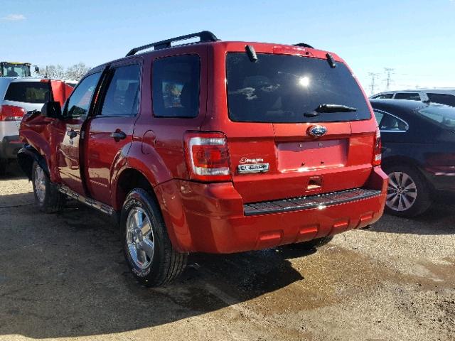 1FMCU9D73CKC28334 - 2012 FORD ESCAPE XLT RED photo 3