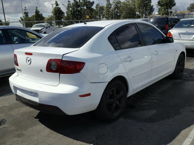 JM1BK12F541168677 - 2004 MAZDA 3 I WHITE photo 4