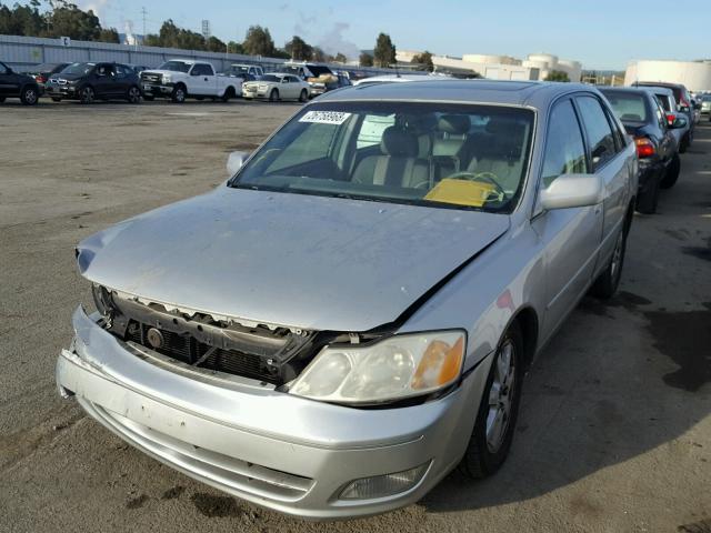 4T1BF28BX1U163642 - 2001 TOYOTA AVALON XL SILVER photo 2