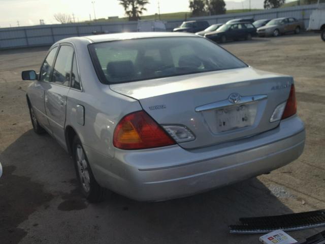 4T1BF28BX1U163642 - 2001 TOYOTA AVALON XL SILVER photo 3