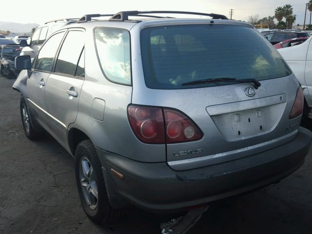 JT6GF10U3Y0046169 - 2000 LEXUS RX 300 SILVER photo 3