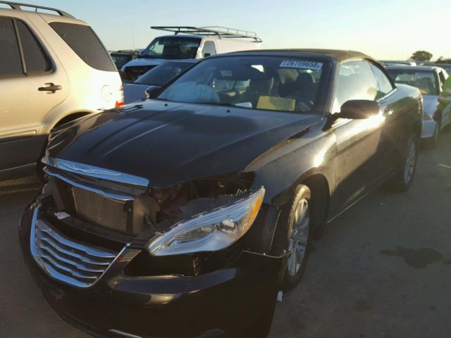 1C3BCBEGXCN260774 - 2012 CHRYSLER 200 TOURIN BLACK photo 2