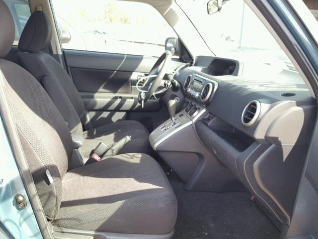 JTLKE50EX91088697 - 2009 TOYOTA SCION XB TEAL photo 5