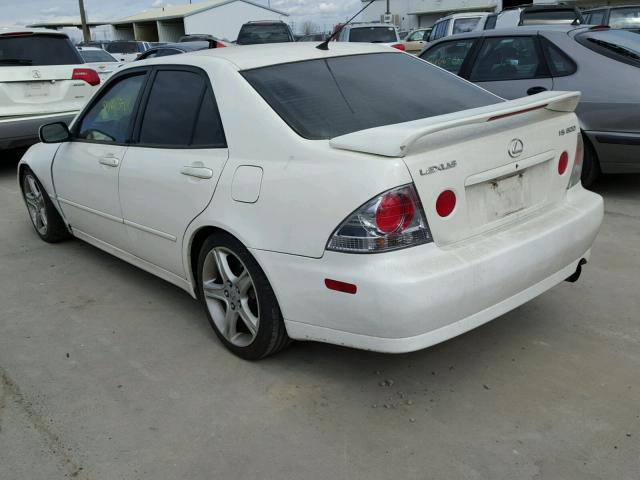 JTHBD182910022166 - 2001 LEXUS IS 300 WHITE photo 3