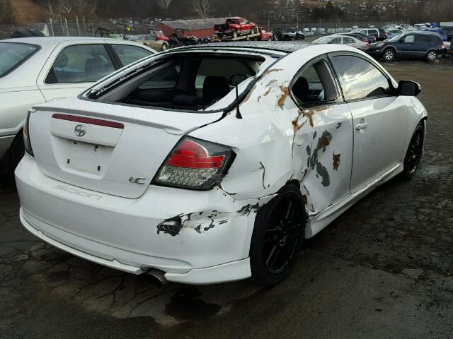 JTKDE167080250808 - 2008 SCION TC WHITE photo 4