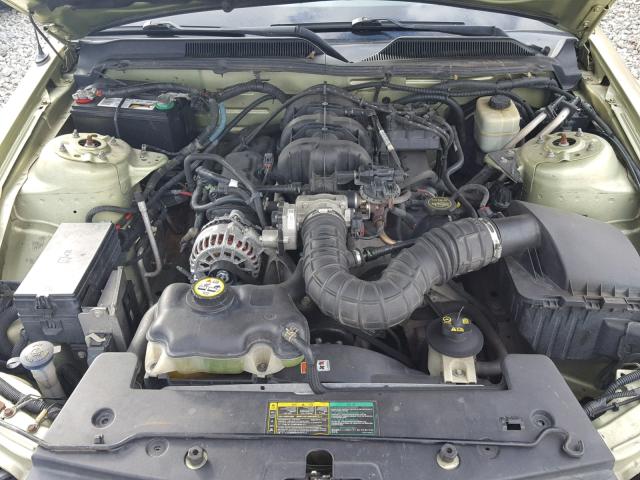 1ZVFT80N955248864 - 2005 FORD MUSTANG GREEN photo 7