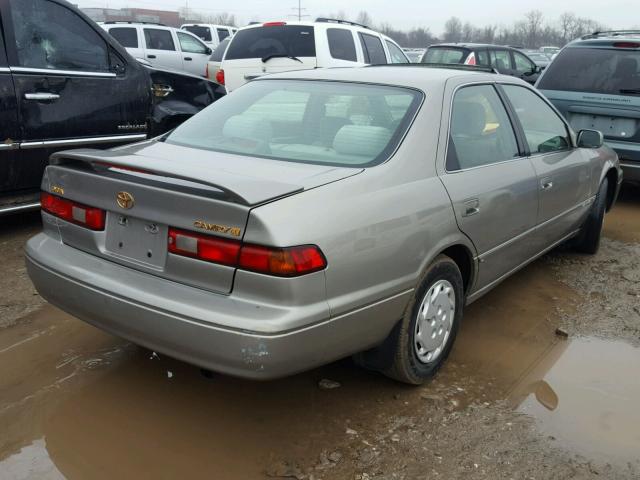 JT2BG22K6W0216497 - 1998 TOYOTA CAMRY CE SILVER photo 4